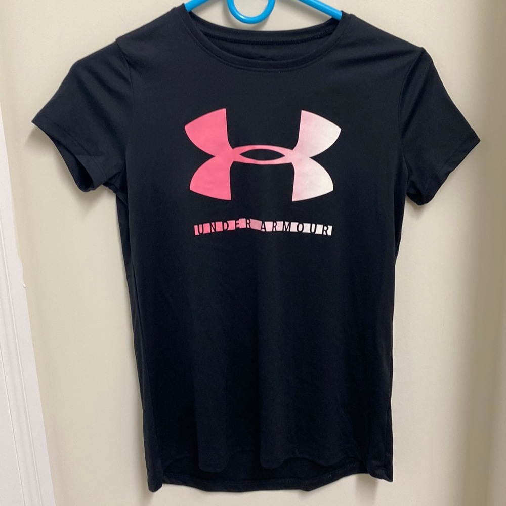 Under Armour girls shirt size large child